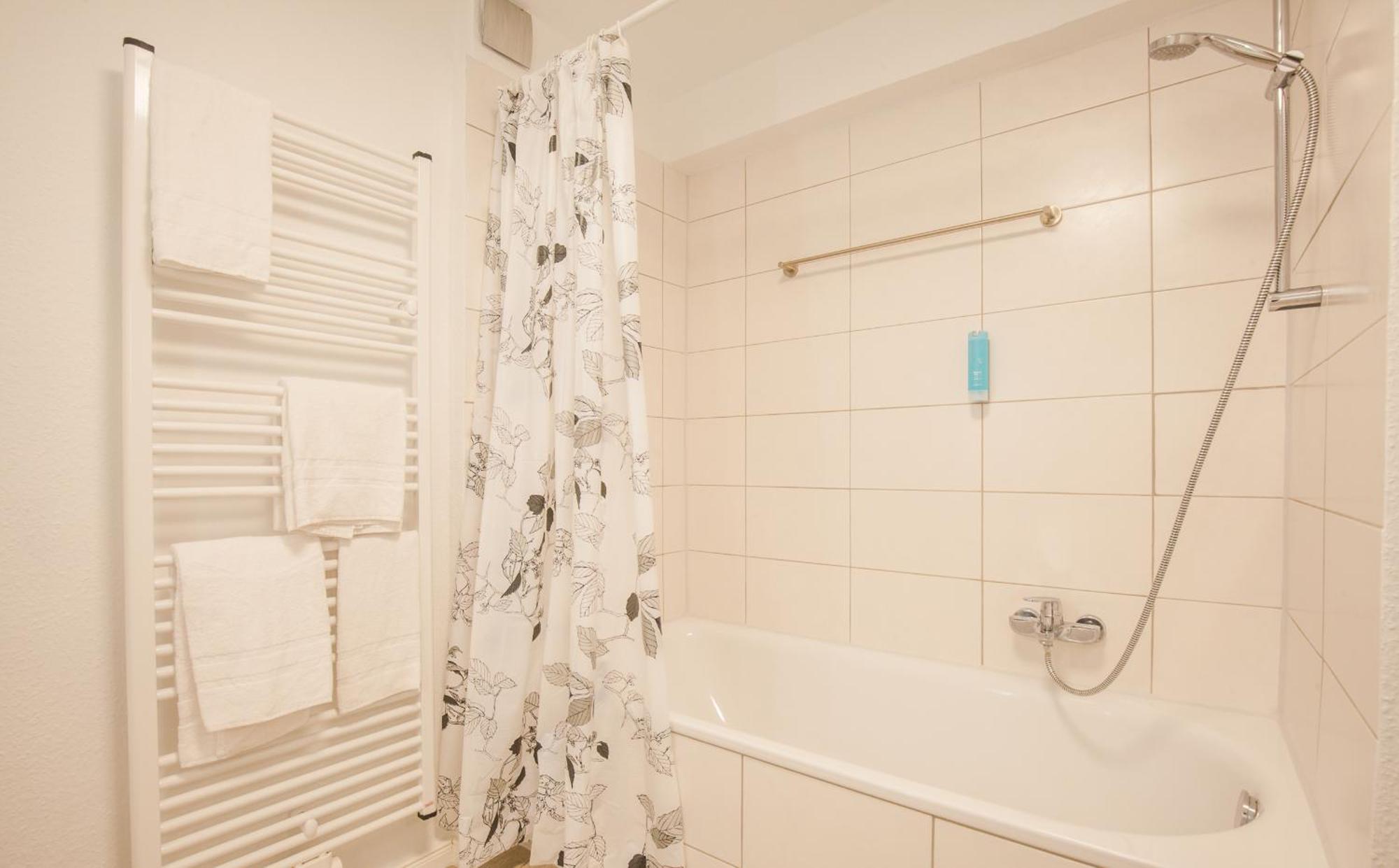 Sure Hotel By Best Western Wilhelmshaven City Exteriör bild